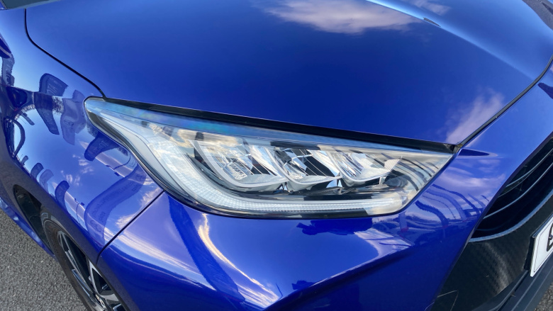 Toyota Yaris 1.5 Hybrid Design 5dr CVT Hybrid Hatchback